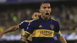 Foto de Carlos Tevez celebrando su gol ante Gimnasia.