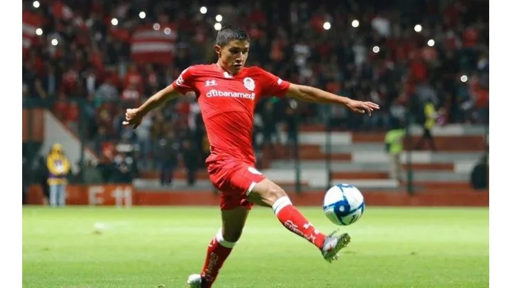 Oscar Millán, jugando en Toluca (Siempre Diablos)