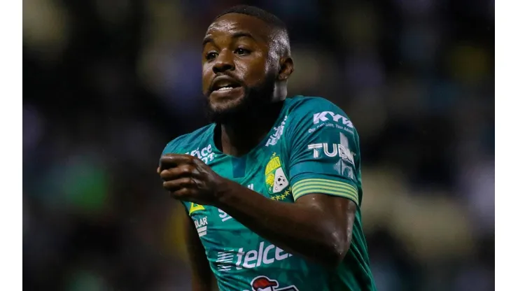 ¿Descartado? El motivo por el que Campbell se aleja de Pumas