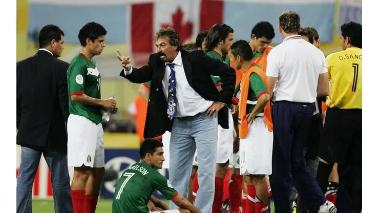 El mensaje de La Volpe a Guardado previo al encuentro frente Argentina que hizo enfadar a Borgetti