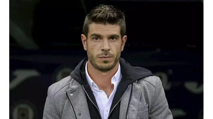 Éste es el nuevo Dt de los Gallos Blancos. (Fox Sports)