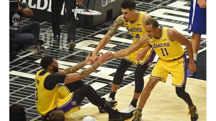 Avery Bradley, Anthony Davis y Danny Green (Getty)