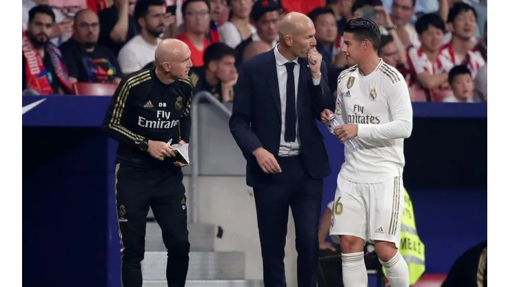 James Rodríguez y Zinedine Zidane en el Real Madrid.