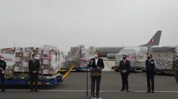 Martín Vizcarra es el Presidente y Víctor Zamora, el ministro de Salud.