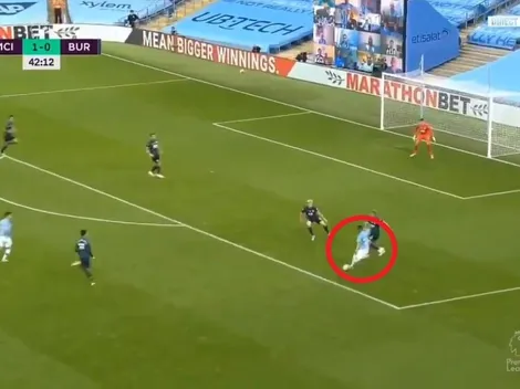 Mahrez desparramó a dos rivales, los dejó en ridículo y aumentó diferencias