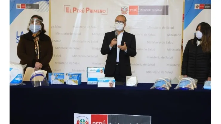 El ministro de Salud del Perú es Víctor Zamora.