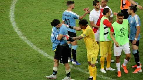 Luis Suárez falló su penal én la Copa América contra Perú.