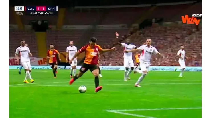La definición de Radamel Falcao para anotarle al Gaziantep.
