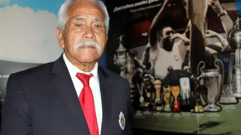 José Villegas recibió saludos en el día de su cumpleaños.