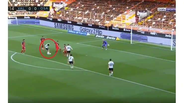 Guedes se vistió de Messi y nos regaló uno de los goles más lindos de la fecha (Foto: Captura)