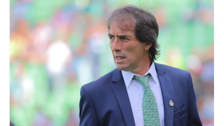 Guillermo Almada ya eligió al reemplazante de Jonathan Orozco en el arco de Santos