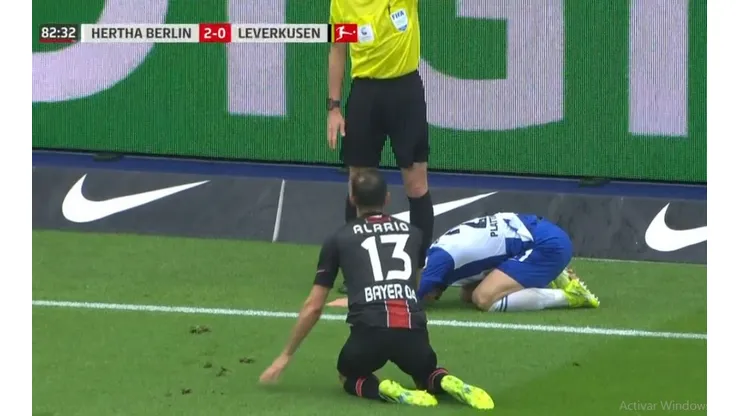 Alario entró y pegó un patadón bárbaro en la derrota del Bayer Leverkusen