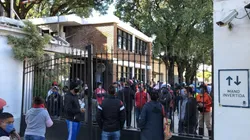 Locura en el Hipódromo de Palermo: trabajadores denuncian estar encerrados hace 90 días