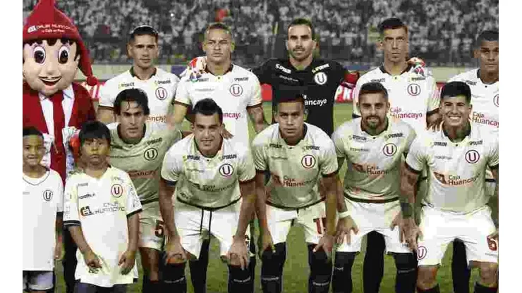 Universitario había comenzado bien deportivamente el año.