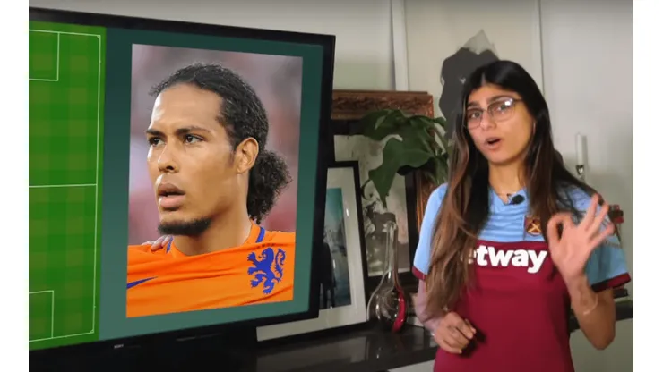 Mia Khalifa no incluyó a Raúl Jiménez en su 11 ideal de la Premier League