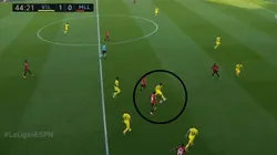 Mucha clase: Kubo no tenía salida e inventó un pase de caño