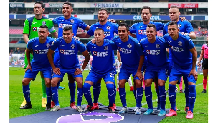 Cruz Azul confirmó un caso positivo de Covid-19.