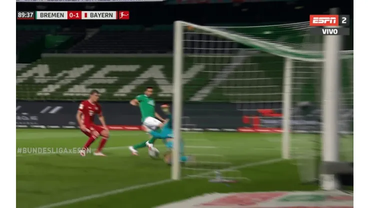 Claudio Pizarro entró a los 88' y casi anota a los 89'.