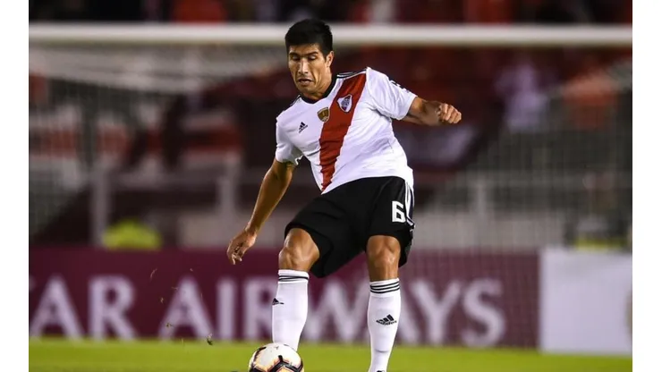 Luciano Lollo durante un partido de River.