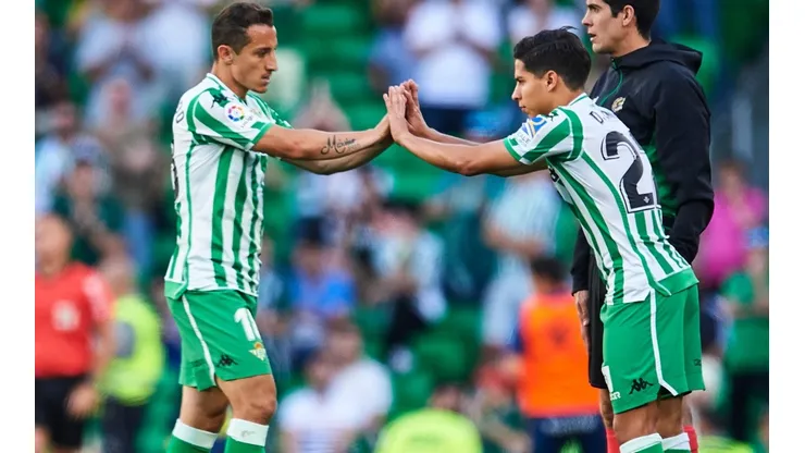 Guardado y Lainez, partícipes en el empate del Betis