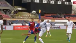 Estupenda pirueta del brasileño Arthur.