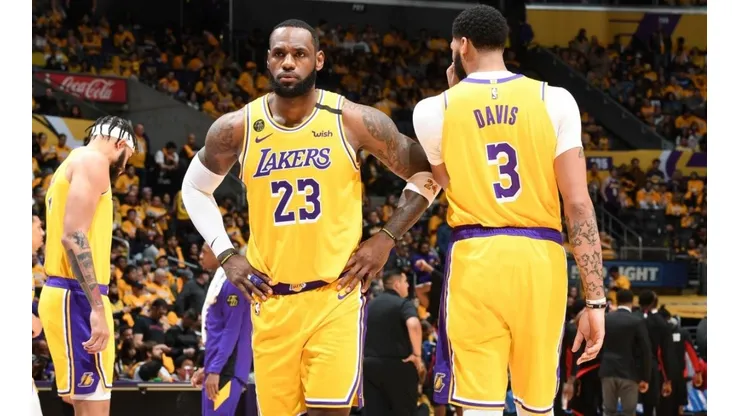 ¿Hay división en el vestuario de los Lakers?