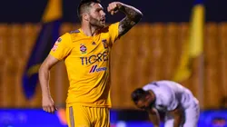 André-Pierre Gignac y una trayectoria sin rojas.