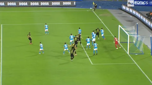 Video: con un error incluido de Ospina, Eriksen metió un golazo olímpico