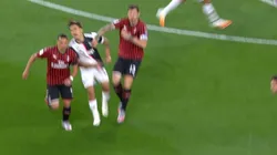 La dura agresión de Romagnoli a Dybala.