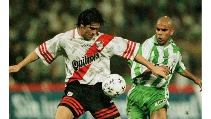 Marcelo Salas con la camiseta de River.