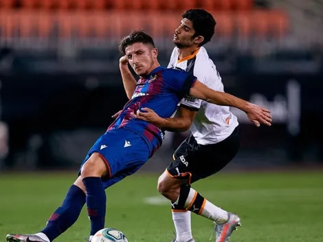 Levante rescató un empate agónico en su visita a Valencia