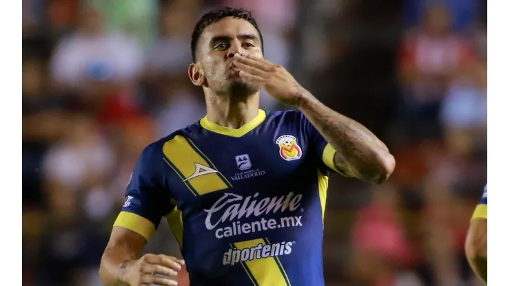 Sebastián Vegas sólo llegará a Rayados con una condición