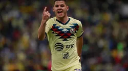 Celebración de Richard Sánchez tras el 2-0 entre América y Rayados.