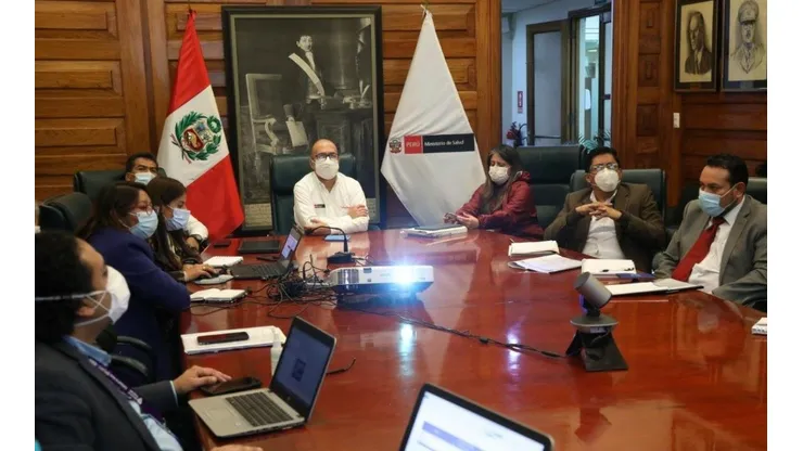 Zamora es el ministro de Salud del Perú.