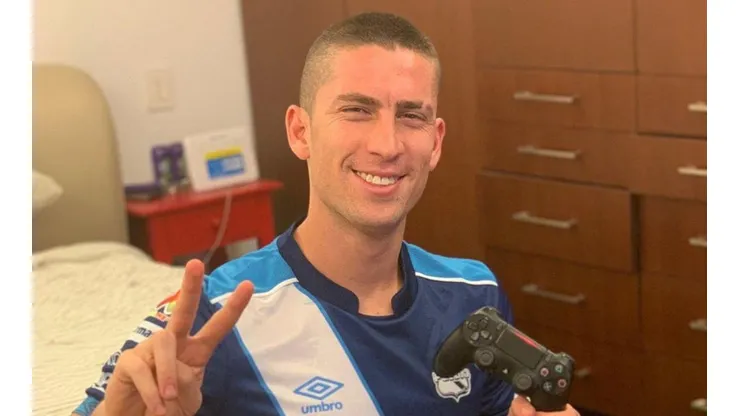 Santiago Ormeño exhibió los problemas de jugar con Share Play