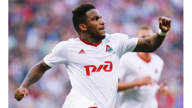 Farfán juega en el Lokomotiv de Rusia.