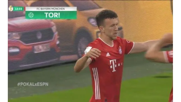 La empezó Neuer y la terminó Perisic de palomita: el 1-0 del Bayern Múnich