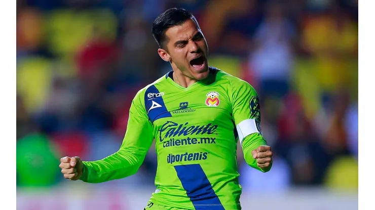 América aventaja a Chivas y Pumas por Rocha