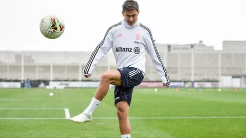 Paulo Dybala en un entrenamiento de Juventus.