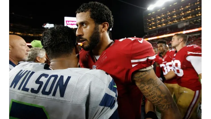 Wilson pide una nueva oportunidad para Kaepernick