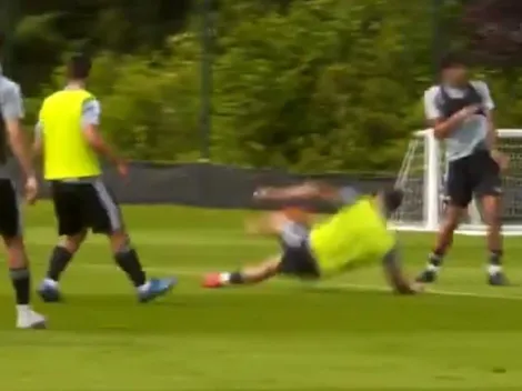 Golazo de Leonardo Campana en el entrenamiento de Wolves