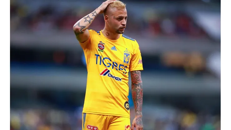 Nicolás Diente López, en Tigres.