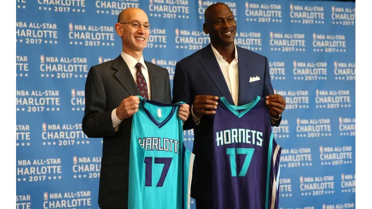 Michael Jordan-Adam Silver-NBA