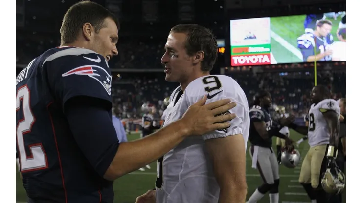Drew Brees y Tom Brady mostrándose respeto en la NFL.