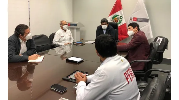 Lozano se reunió con Víctor Zamora.