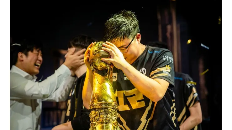 El legendario Uzi anunció su retiro del competitivo de League of Legends