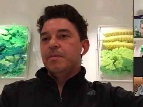 ¿Cuánto valen los escobillones que tenía colgados atrás Marcelo Gallardo?