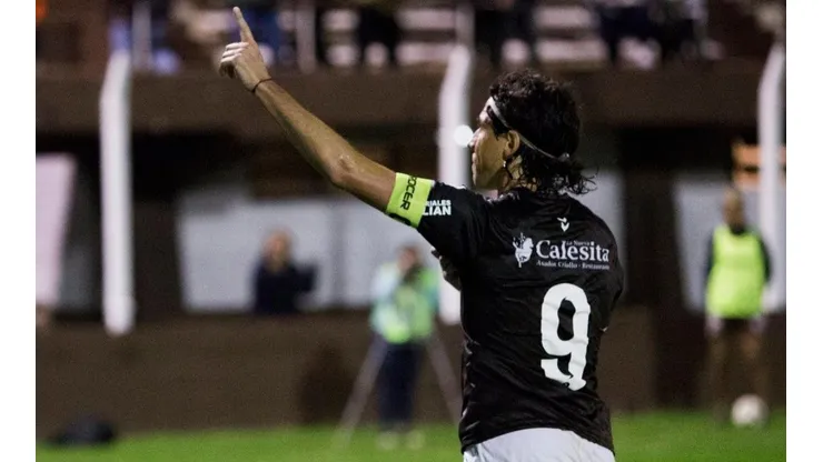 Daniel Vega tiene 38 años de edad.