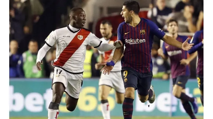 Advíncula pertenece al Rayo Vallecano.