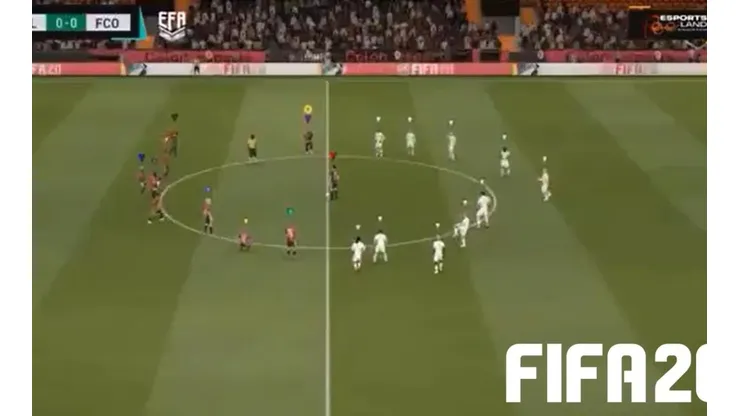 Estaba en un minuto de silencio, se desconectó y el bot la clavó de mitad de cancha en el FIFA 20